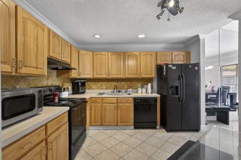 9 Lexington Lane #F, Palm Beach Gardens FL - photo 21 of 27