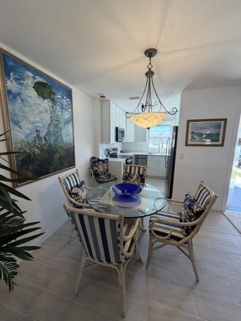 2747 Dudley Drive #D, West Palm Beach FL - photo 18 of 82