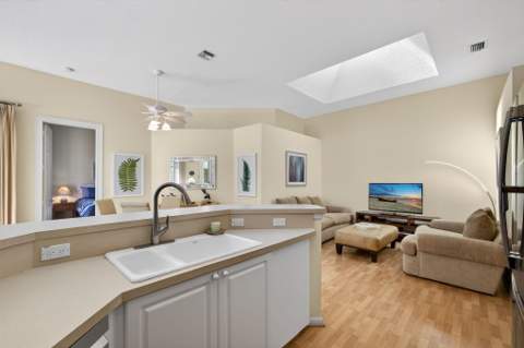7671 Dahlia Court, West Palm Beach FL - photo 23 of 68