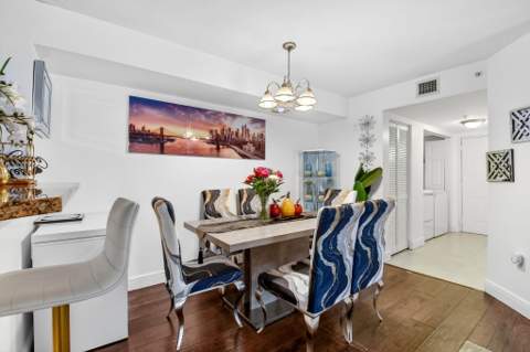 4151 San Marino Boulevard #101, West Palm Beach FL - photo 8 of 31