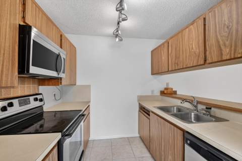 4210 42nd Way, West Palm Beach FL - photo 16 of 52