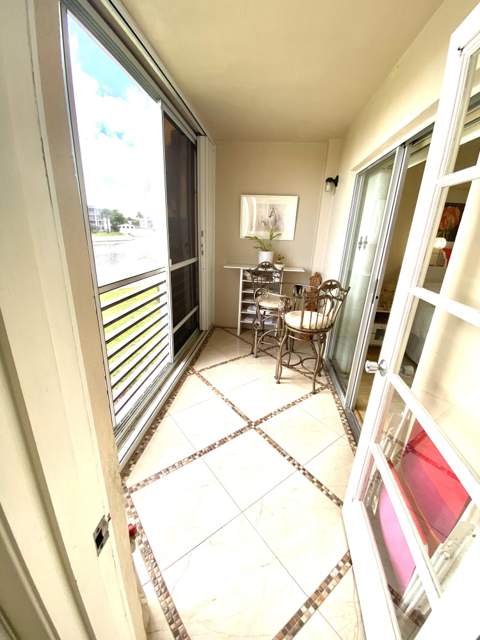 2616 N Garden Drive #204, Lake Worth FL - photo 11 of 25