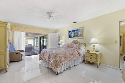 5787 Lakeview Mews Place, Boynton Beach FL - photo 21 of 49