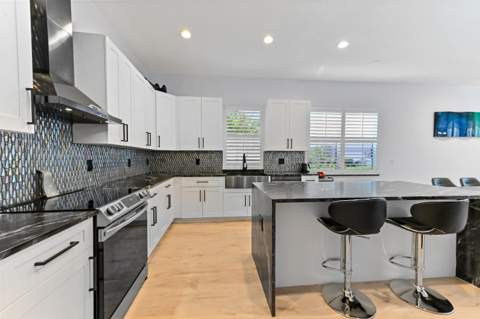 4453 N San Andros, West Palm Beach FL - photo 14 of 39