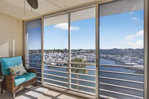 21 Yacht Club Drive #505, North Palm Beach FL - photo 18 of 37