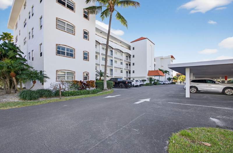 2 bedroom Condominium at 21 Yacht Club Drive #505, Ports O Call, North Palm Beach — photo 2