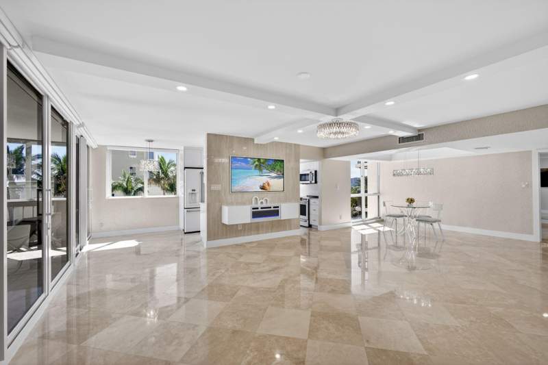 2 bedroom Condominium at 5380 N Ocean Drive #3b, Eastpointe Condo, Singer Island — photo 3