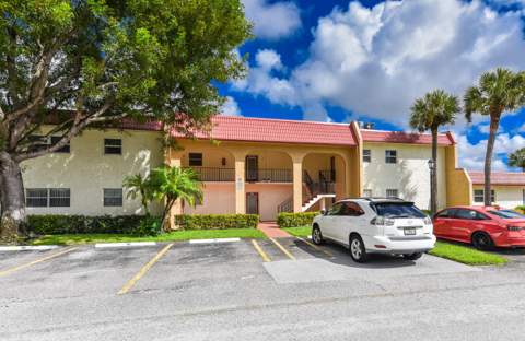 477 Lake Dora Drive, West Palm Beach FL - photo 7 of 28