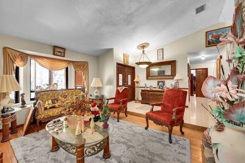 5172 NW 84th Road, Coral Springs FL - photo 8 of 38