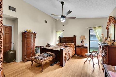 5172 NW 84th Road, Coral Springs FL - photo 23 of 38