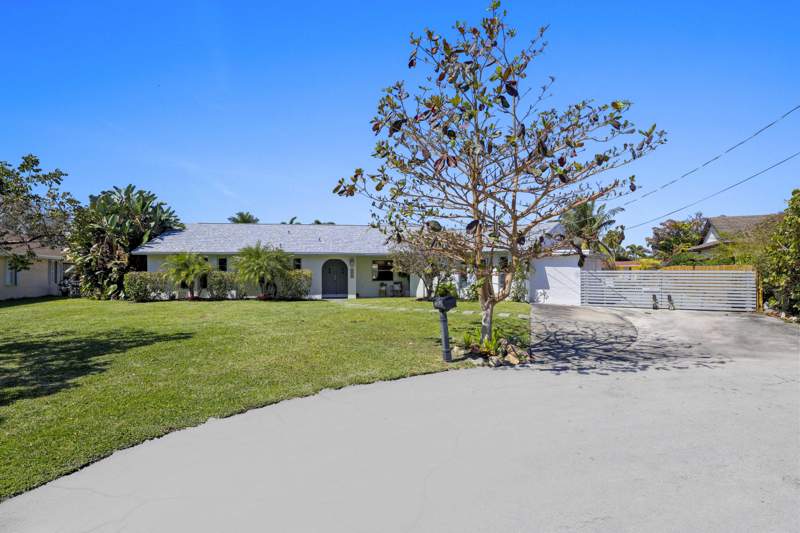 3 bedroom Single Family Residence at 6797 Bayshore Drive, Island Estates, Lake Worth — photo 4