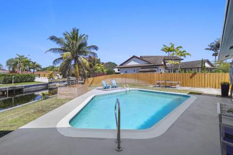 6797 Bayshore Drive, Lake Worth FL - photo 18 of 34
