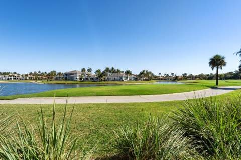 432 Savoie Drive, Palm Beach Gardens FL - photo 14 of 29