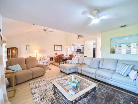 6116 SE Georgetown Place, Hobe Sound FL - photo 8 of 46