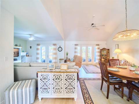 6116 SE Georgetown Place, Hobe Sound FL - photo 10 of 46