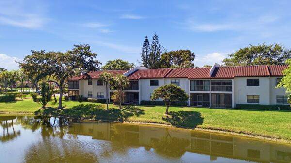 2 bedroom Condominium at 21364 Cypress Hammock Drive #1j, Cypresses Of Boca Lago Condo, Boca Raton — photo 4