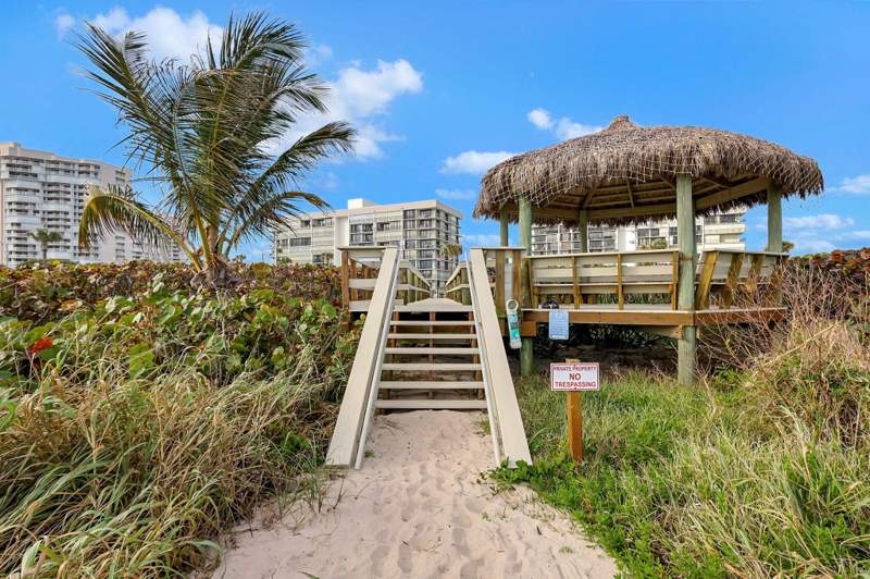 2 bedroom Condominium at 5055 N Highway A1a #505, Bryn Mawr Ocean Towers, A Condominium, Hutchinson Island — photo 4