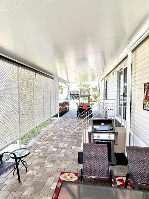 613 Jasmine Lane, Deerfield Beach FL - photo 23 of 49