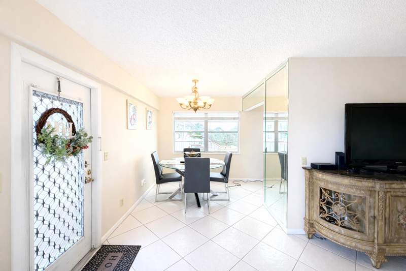 2 bedroom Condominium at 33 Preston A, Preston At Century Village Condo, Boca Raton — photo 3