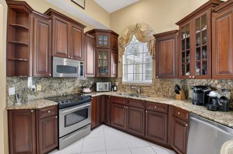 2476 NW 66th Drive, Boca Raton FL - photo 19 of 57