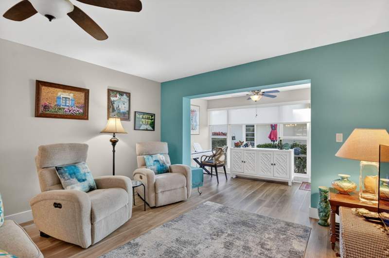 2 bedroom Condominium at 8871 Warwick Drive, Boca Lakes Condo, Boca Raton — photo 5