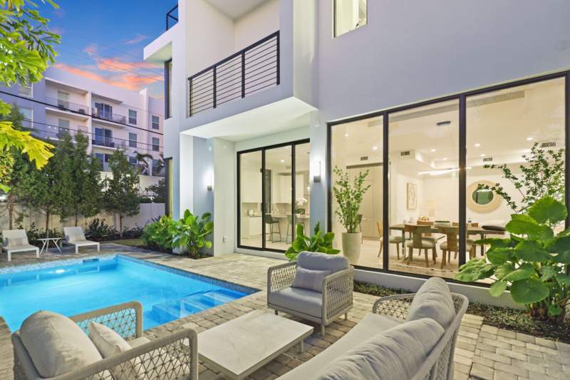 4 bedroom Townhouse at 201 SE 4th Avenue, Osceola Villas - Osceola Park, Delray Beach — photo 3