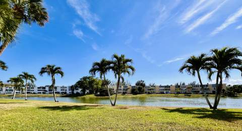 110 Wellington B, West Palm Beach FL - photo 12 of 20