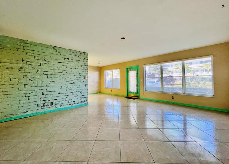 2 bedroom Condominium at 110 Wellington B, Century Village - Wellington Condos, West Palm Beach — photo 4