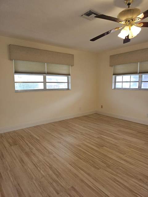 1212 Lakes End Drive #D, Fort Pierce FL - photo 12 of 35