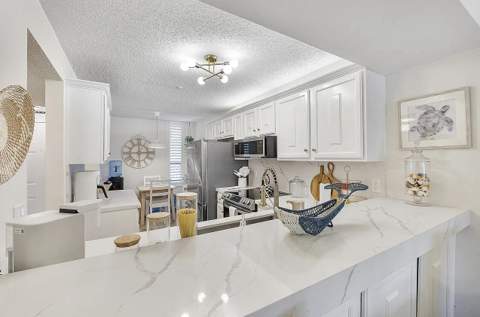 5722 Coral Lake Drive #210, Margate FL - photo 12 of 34