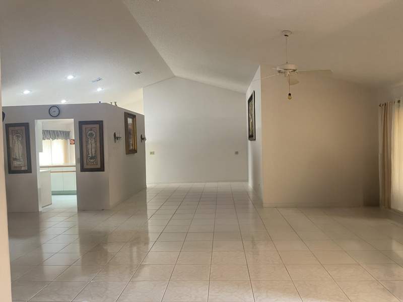 3 bedroom Single Family Residence at 9525 El Clair Ranch Road, Sun Valley 2, Boynton Beach — photo 2