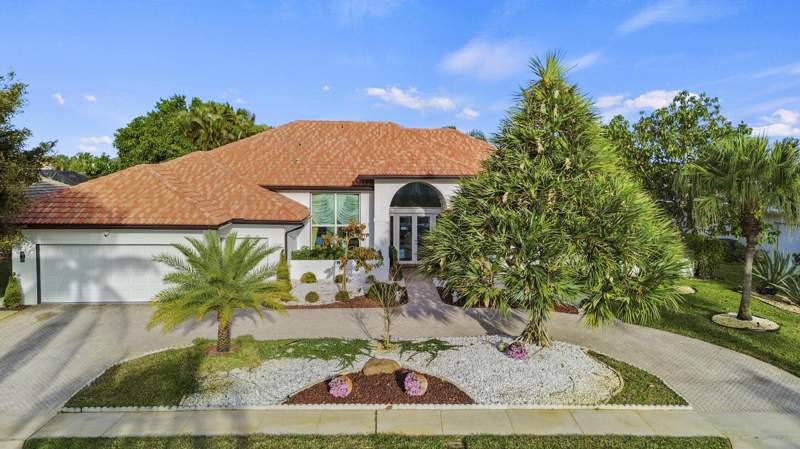 4 bedroom Single Family Residence at 10591 Stonebridge Boulevard, Stonebridge 2, Boca Raton — photo 5