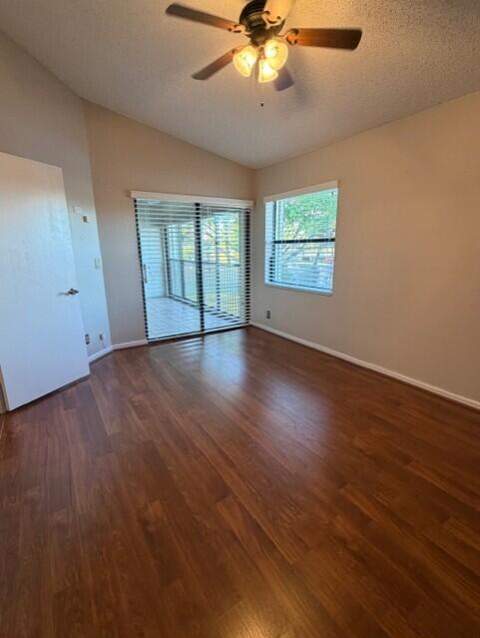 106 Freedom Court, Deerfield Beach FL - photo 16 of 21
