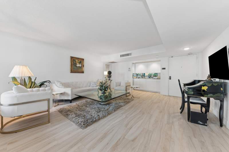 2 bedroom Condominium at 100 SE 5th Avenue #102, Mizner Court Condo, Boca Raton — photo 4