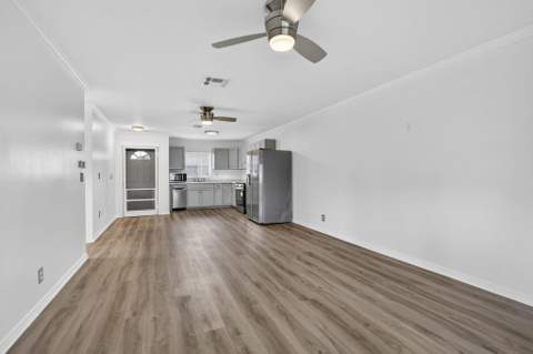 2960 Ashley Drive #D, West Palm Beach FL - photo 13 of 47