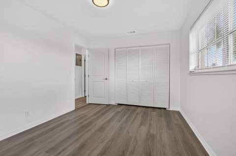 2960 Ashley Drive #D, West Palm Beach FL - photo 17 of 47
