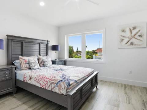107 Desota Street, Hutchinson Island FL - photo 15 of 60