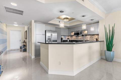 2650 Lake Shore Drive #302, Riviera Beach FL - photo 10 of 47