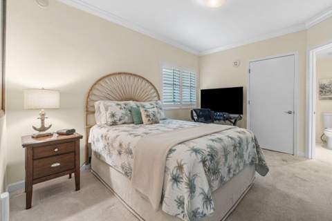 2650 Lake Shore Drive #302, Riviera Beach FL - photo 19 of 47