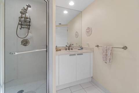2650 Lake Shore Drive #302, Riviera Beach FL - photo 21 of 47