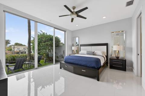 2743 NE 1st Street, Pompano Beach FL - photo 7 of 32