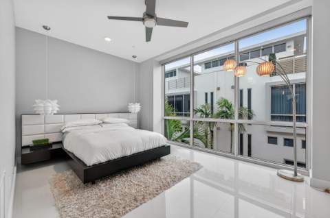2743 NE 1st Street, Pompano Beach FL - photo 22 of 32
