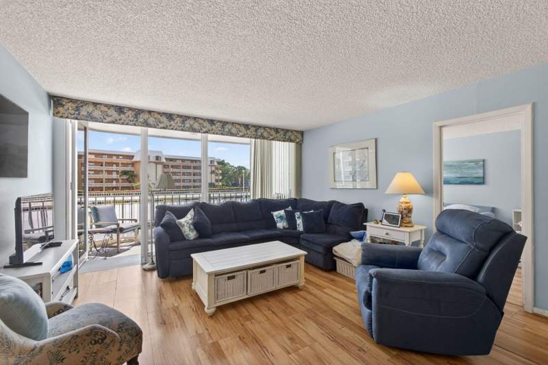 2 bedroom Condominium at 336 Golfview Road #207, Gemini Condo, North Palm Beach — photo 4