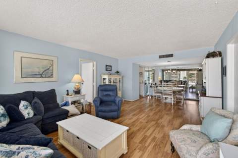 336 Golfview Road #207, North Palm Beach FL - photo 11 of 52
