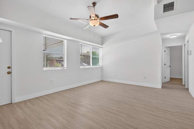 4 bedroom Single Family Residence at 3600 SW 46th Avenue, Lake Forest Sec One, West Park — photo 4