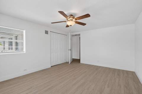 3600 SW 46th Avenue, West Park FL - photo 10 of 24