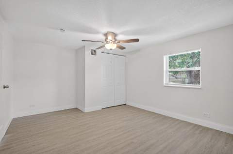 3600 SW 46th Avenue, West Park FL - photo 14 of 24