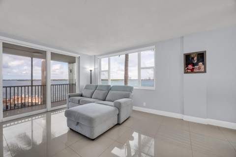 100 Paradise Harbour Boulevard #304, North Palm Beach FL - photo 15 of 23