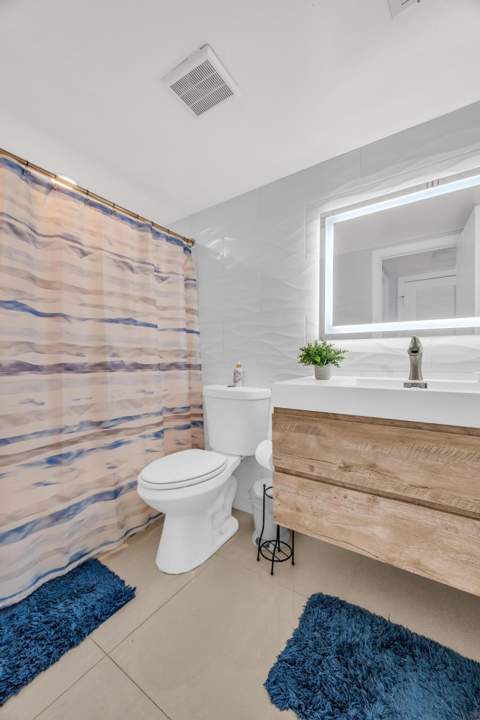 100 Paradise Harbour Boulevard #304, North Palm Beach FL - photo 19 of 23