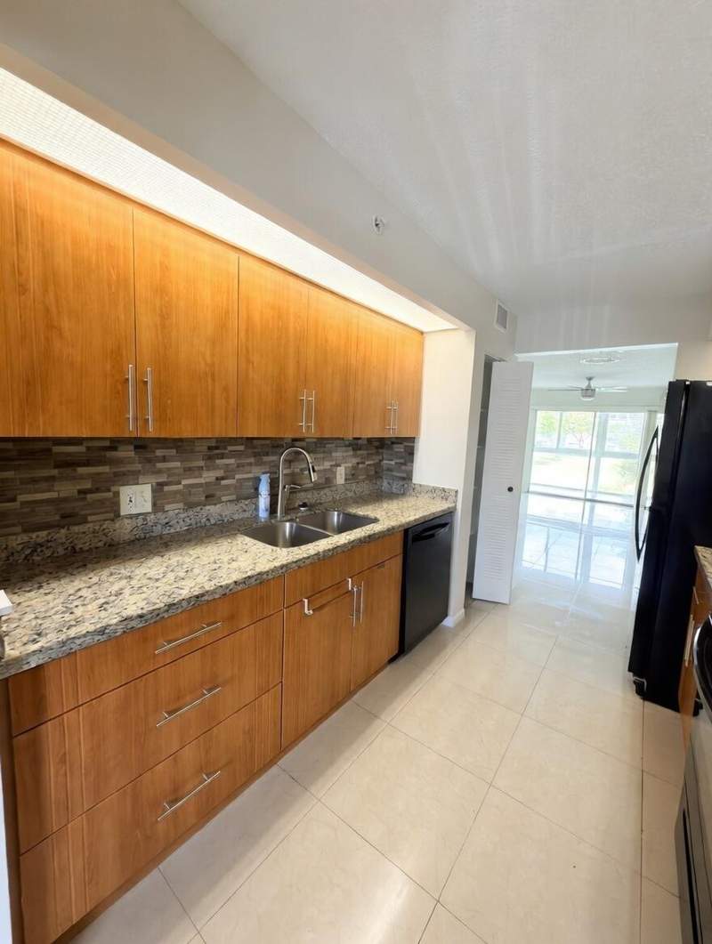 2 bedroom Condominium at 12551 SW 16th Court #206c, Falmouth At Century Village, Pembroke Pines — photo 4